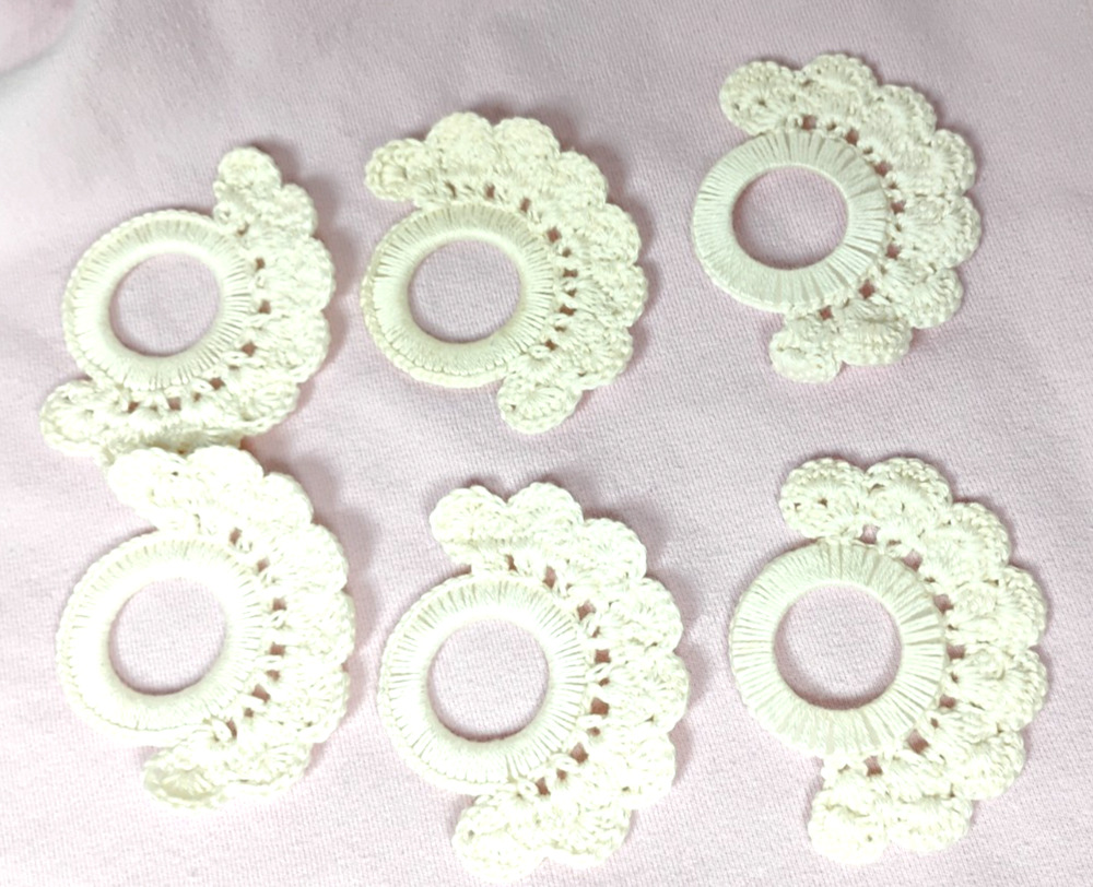 Vintage Crochet Napkin Rings Set of 6 Handmade White Cottagecore Table Decor